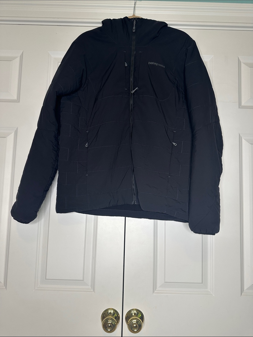 PATAGONIA NANO AIR HOODIE SzL Black Style 84260 - Picture 2 of 12